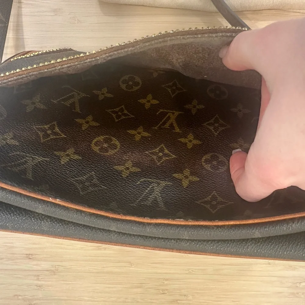 Custom LV Compiegne converted crossbody 💎